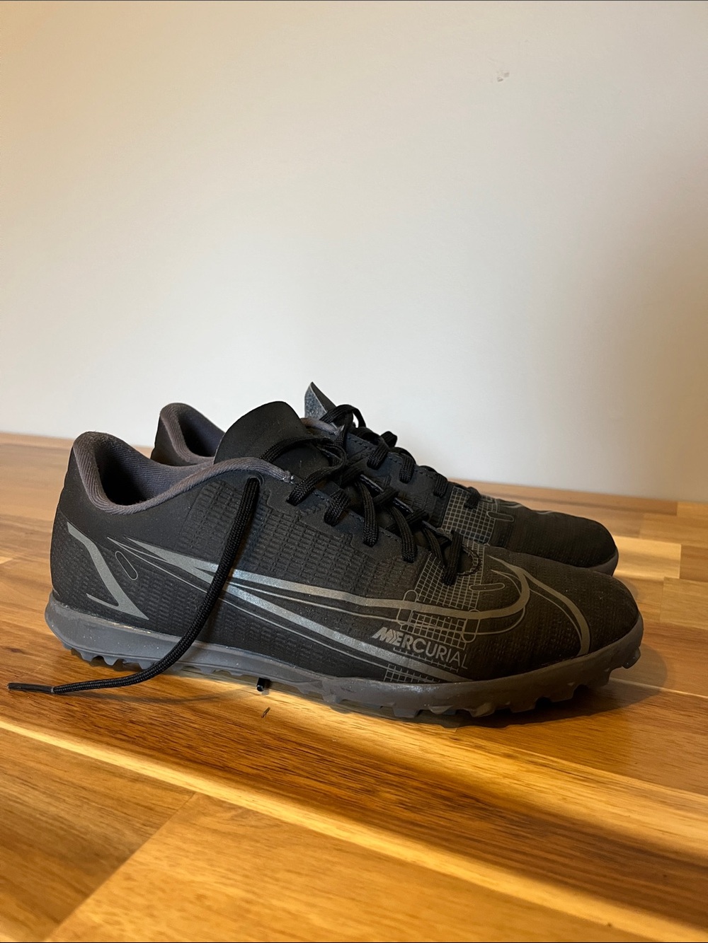 Nike Mercurial indoor soccer turf shoes